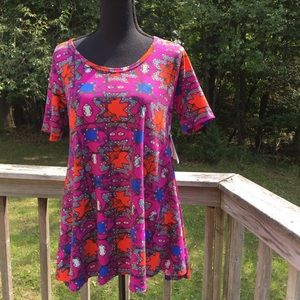 LuLaRoe Perfect T (XS)